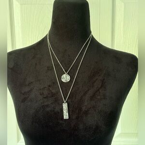 🌸 3 for $12 Disc & Geometric Charm Lavered Necklace